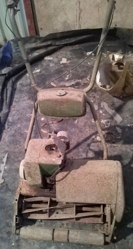 Atco petrol cylinder lawn